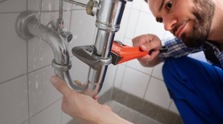 Expert burst pipe repair services in Roberta, GA